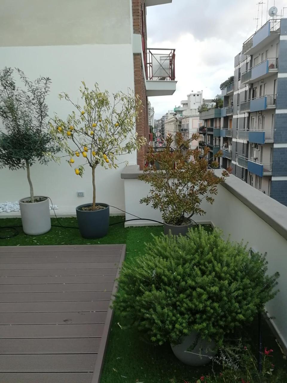 Gatto Bianco Apartment Bari Bagian luar foto